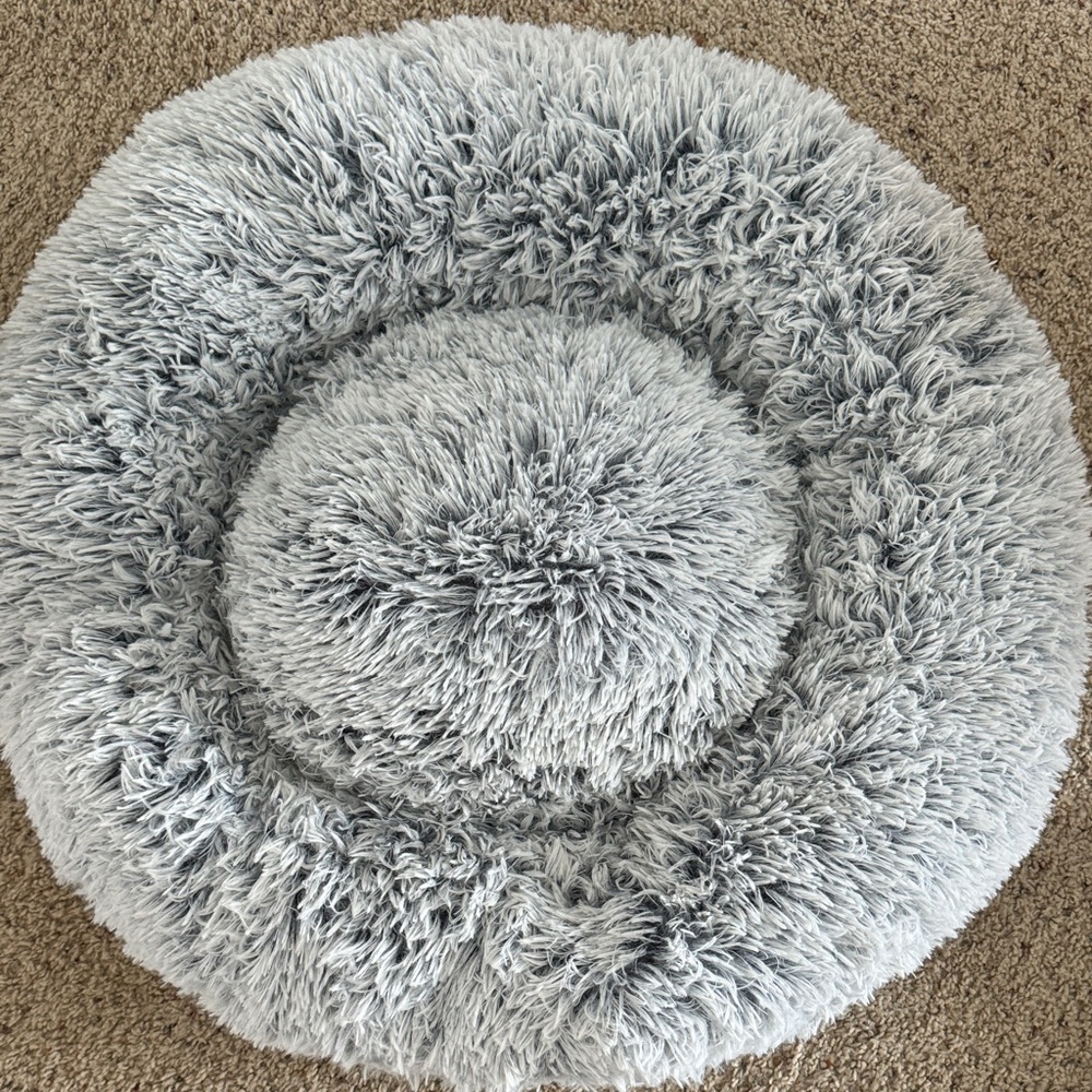 Fluffy Gray Round Pet Bed